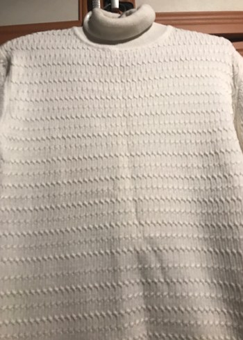 Erkek Beyaz Boğazlı Örgü Kazak - Görsel 2