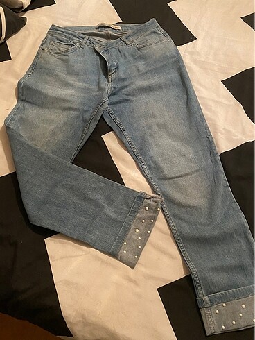 Lc Waikiki incili momjean