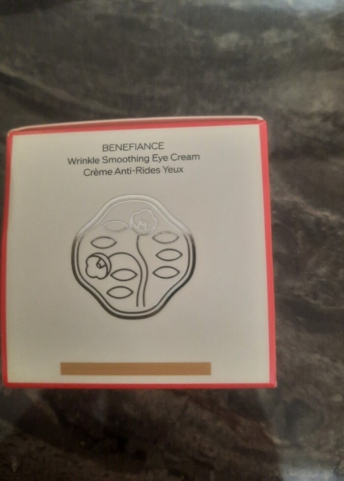 Shiseido göz çevresi kremi - Görsel 2