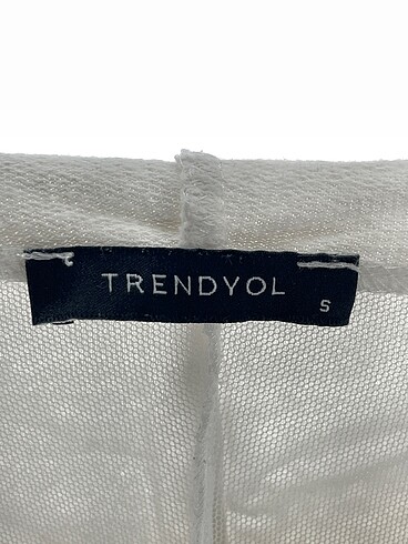 s Beden beyaz Renk Trendyol & Milla Sweatshirt %70 İndirimli.