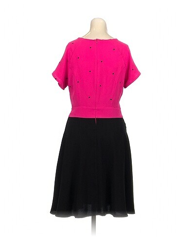 40 Beden PreLoved Uzun Elbise %70 İndirimli.