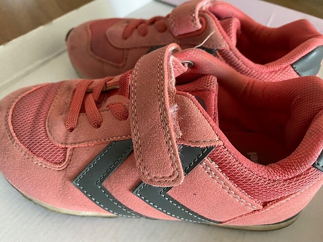 31 Beden Hummel unisex spor ayakkabı