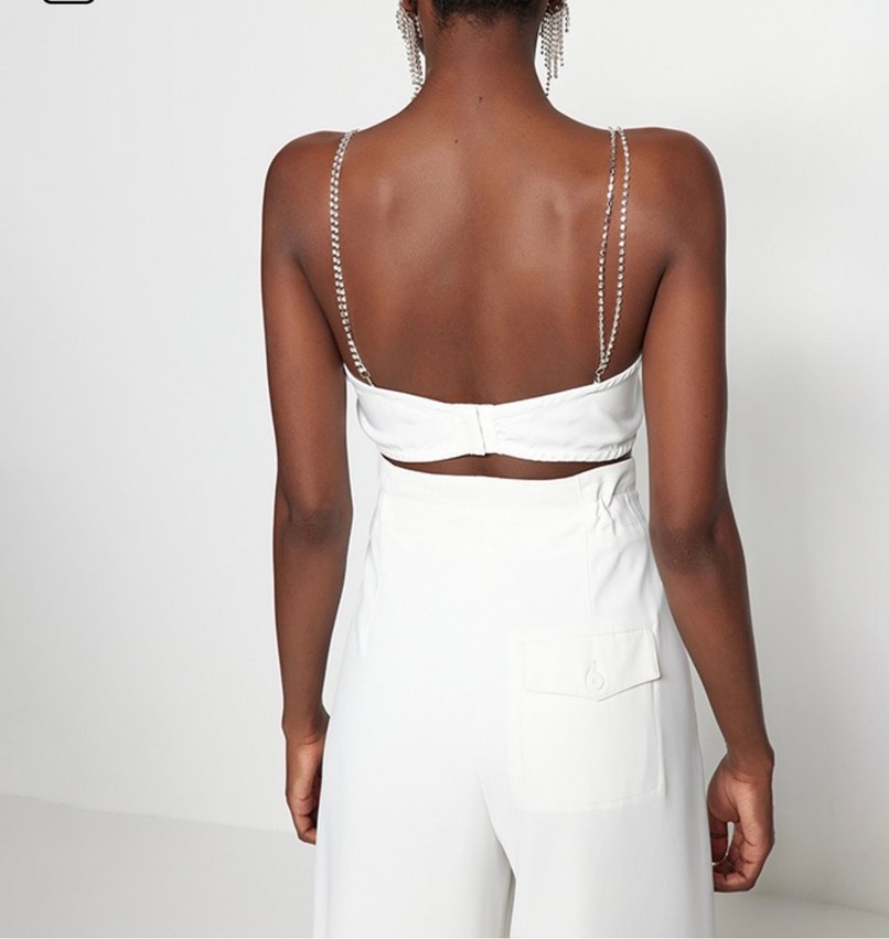 Zincir Detaylı Beyaz Mini Büstiyer - Görsel 3