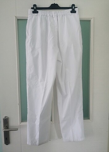 44 Beden Beyaz pantolon 