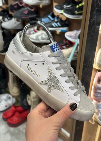 Golden Goose Sneaker