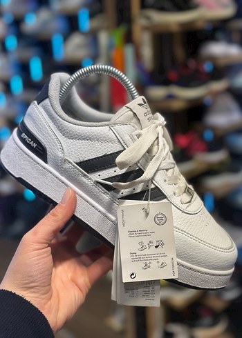 Adidas diğer