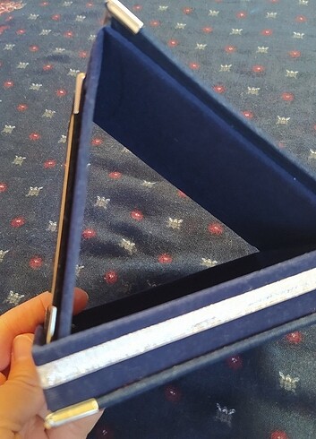  Plaket