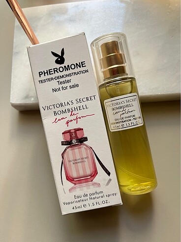 Victoria's Secret Bombshell