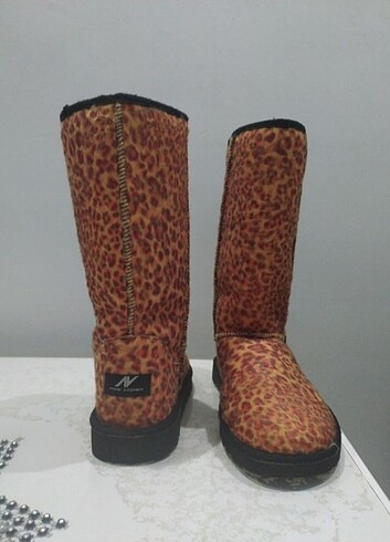 38 Beden Ugg bot