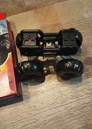 Siyah Hot Wheels Monster Trucks Oyuncak Araba - Görsel 4