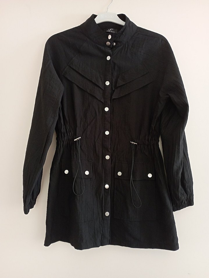 Düğmeli Siyah Midi Kadın Trençkot - Görsel 2