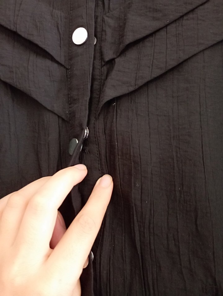 Düğmeli Siyah Midi Kadın Trençkot - Görsel 4