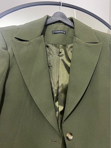 Trendyol & Milla Haki blazer