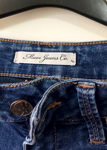 Kadın Koyu Mavi Dar Kesim Midi Denim Pantolon - Görsel 3