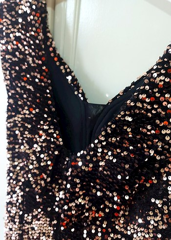 Siyah Pul Detaylı Uzun Abiye Elbise - Görsel 4