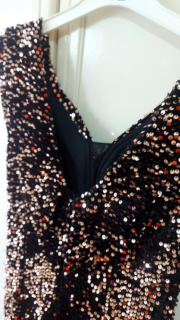 Siyah Pul Detaylı Uzun Abiye Elbise - Görsel 4