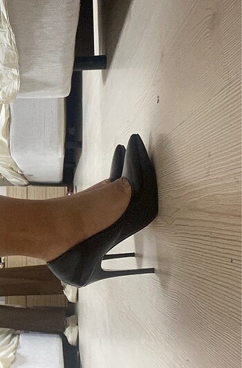 Siyah stiletto
