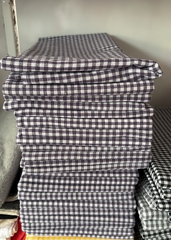 Çok Renkli Kareli Masa Örtüsü 170x170 - Görsel 4