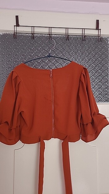 l Beden Crop