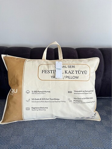 Kaz tüyü yastık