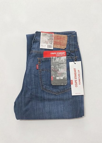 Levis 30
