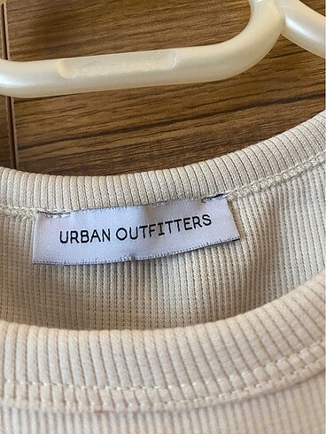 Urban Outfitters Baskılı crop