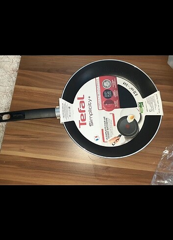 Tefal 32 cm tava Fransız malı 