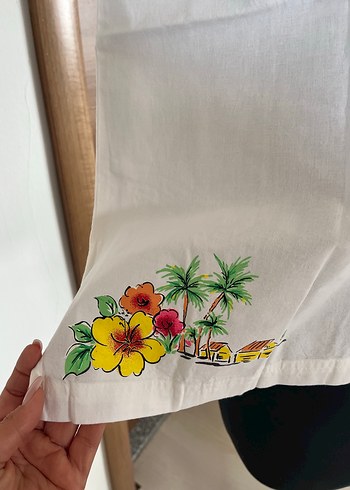 xl Beden Nakışlı Beyaz Kolsuz Gömlek