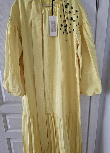 38 Beden sarı Renk Venöve elbise