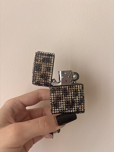 Diğer Leoparlı taşlı zippo model çakmak