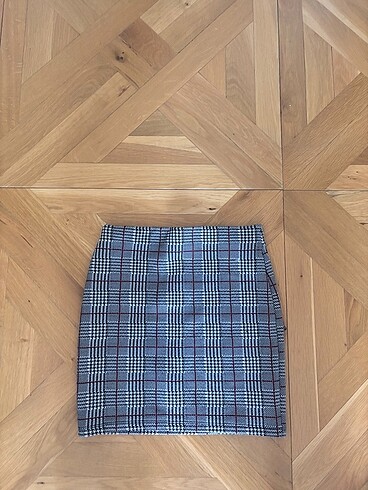 Bershka kısa etek