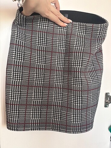 xs Beden siyah Renk Bershka kısa etek