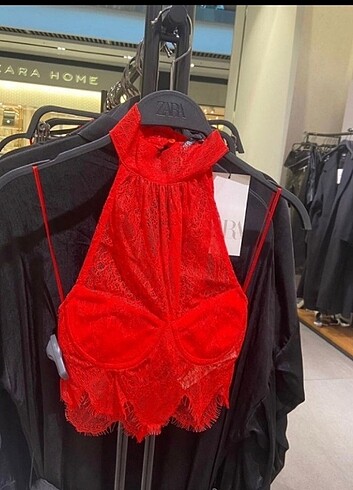 ZARA DANTELLI CROP