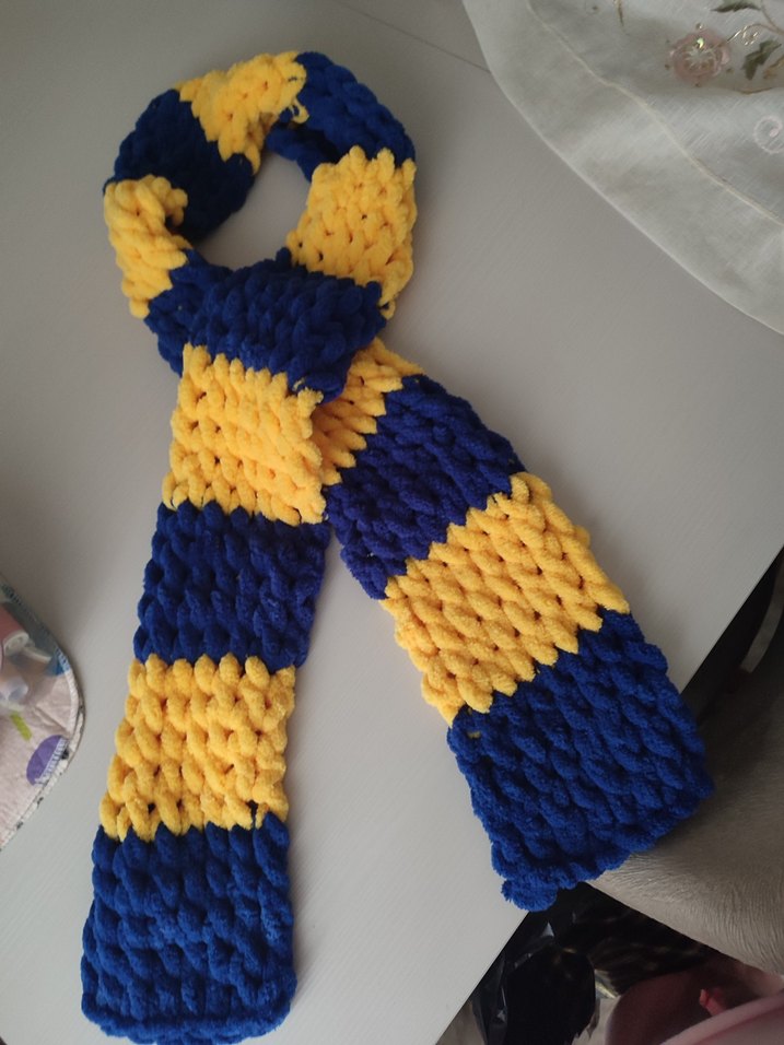 Fenerbahçe taraftar puffy atkı - Görsel 4