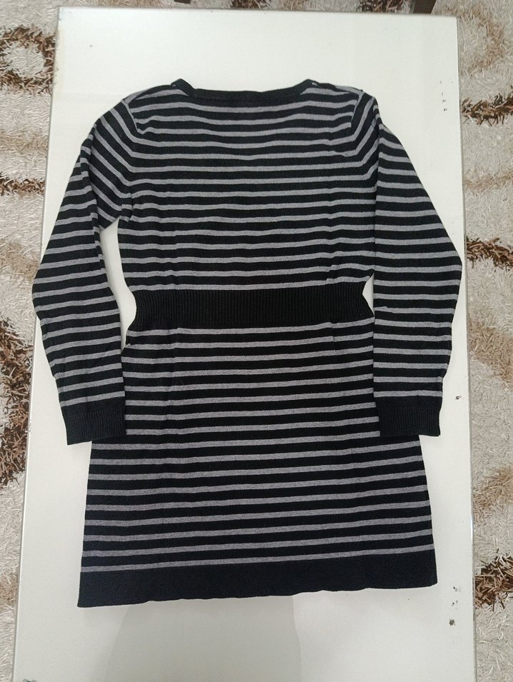 Gri Çizgili V Yaka Triko Elbise - Görsel 3