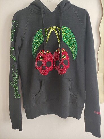 Az kullanıldı Sweatshirt .M beden