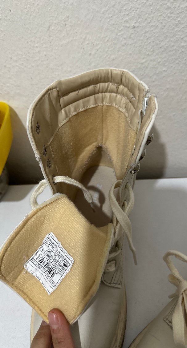 Beyaz Bağcıklı Kadın Botu, Kalın Topuklu - Görsel 2