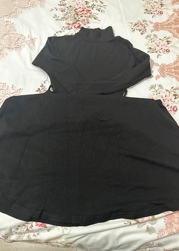 Uzun Siyah Drapeli Gotik Kadın Elbise - Görsel 4