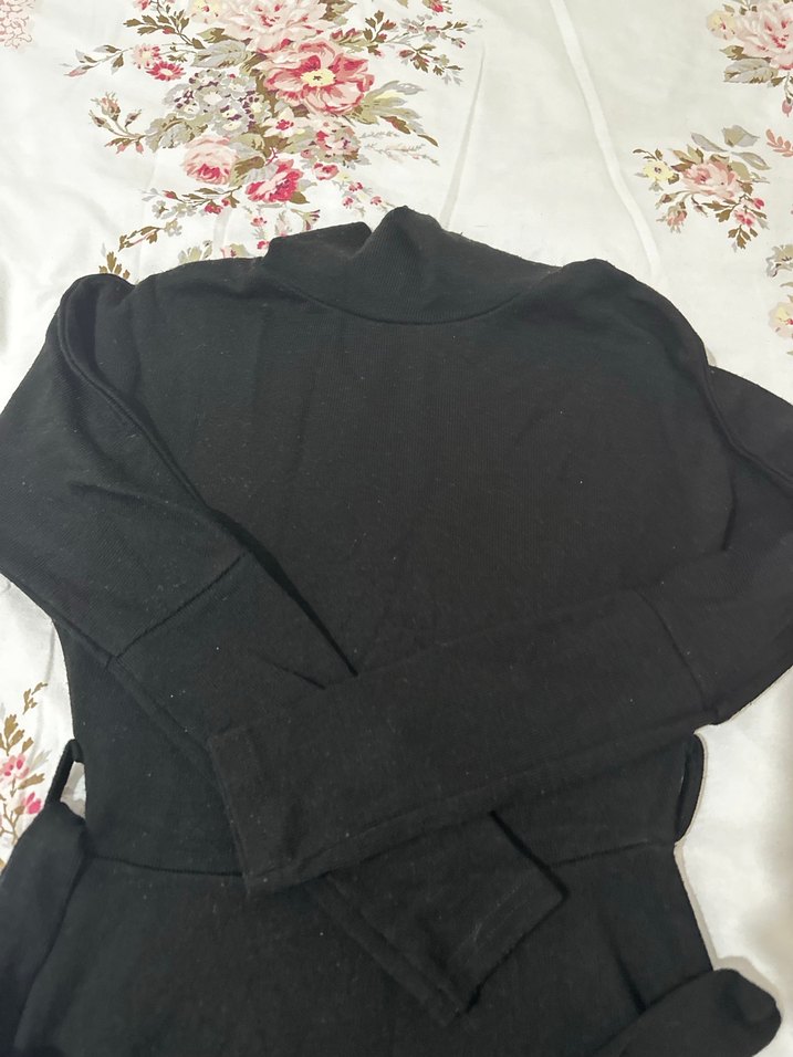 Uzun Siyah Drapeli Gotik Kadın Elbise - Görsel 2