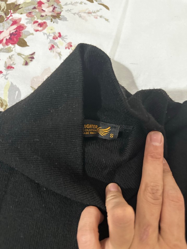 Uzun Siyah Drapeli Gotik Kadın Elbise - Görsel 5