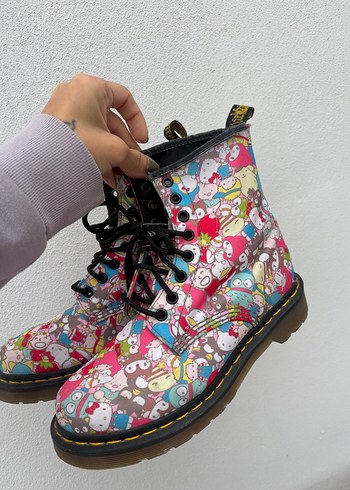 Dr Martens x Hello kitty bot - Görsel 12