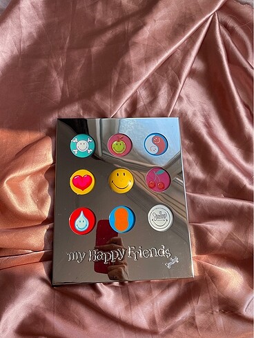 Urban Outfitters Smiley çerçeve