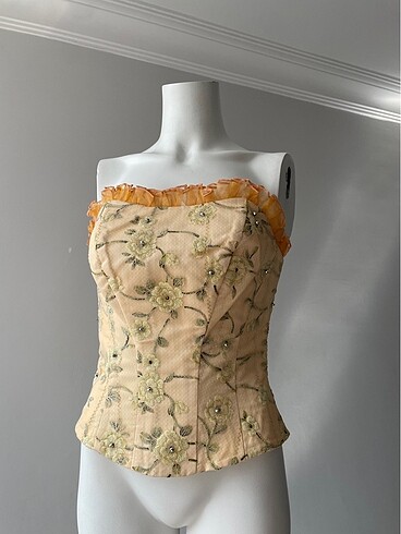 m Beden 00?s corset