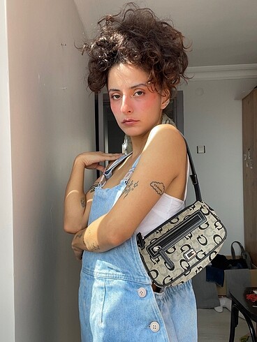 Guess çanta