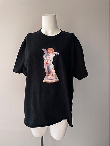 l Beden Supreme tshirt
