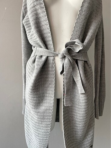 s Beden Abercrombie hirka
