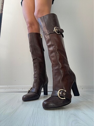 boutique 9 bot