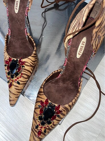 38 Beden kahverengi Renk Le Silla italian pony hair heels