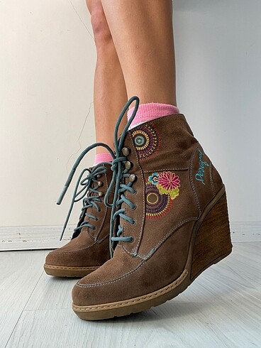 Desigual bot