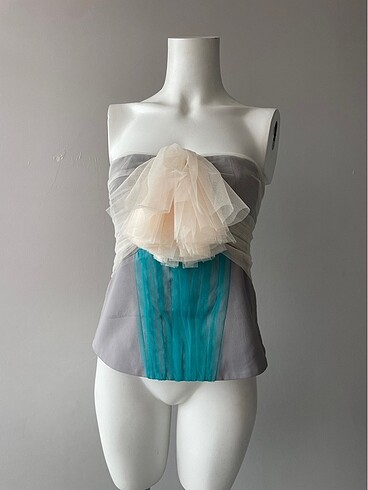 s Beden ten rengi Renk Viktor & Rolf runway bustiyer